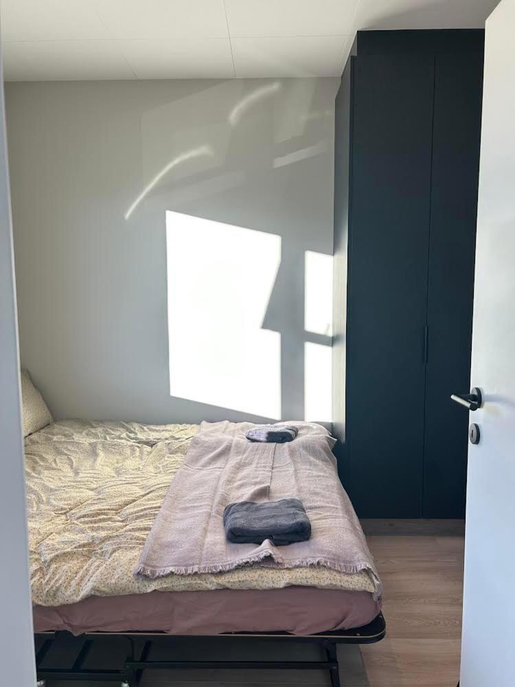 Nice & Cozy Two Bedroom Apartment With A Balcony Akureyri Exteriör bild