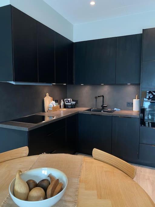 Nice & Cozy Two Bedroom Apartment With A Balcony Akureyri Exteriör bild